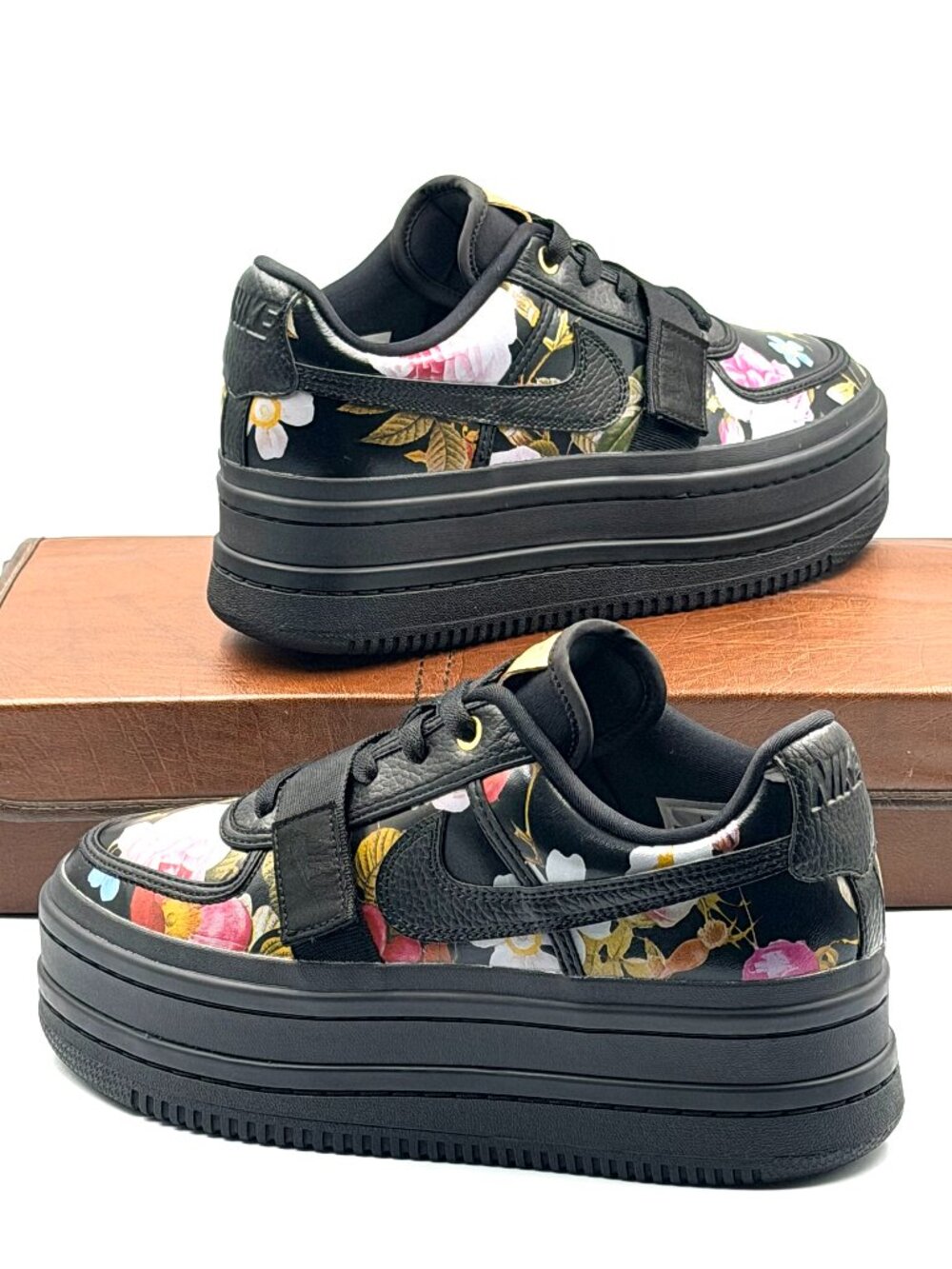 Nike Wmns Vandal 2K LX 'Floral' - Picture 1 of 11
